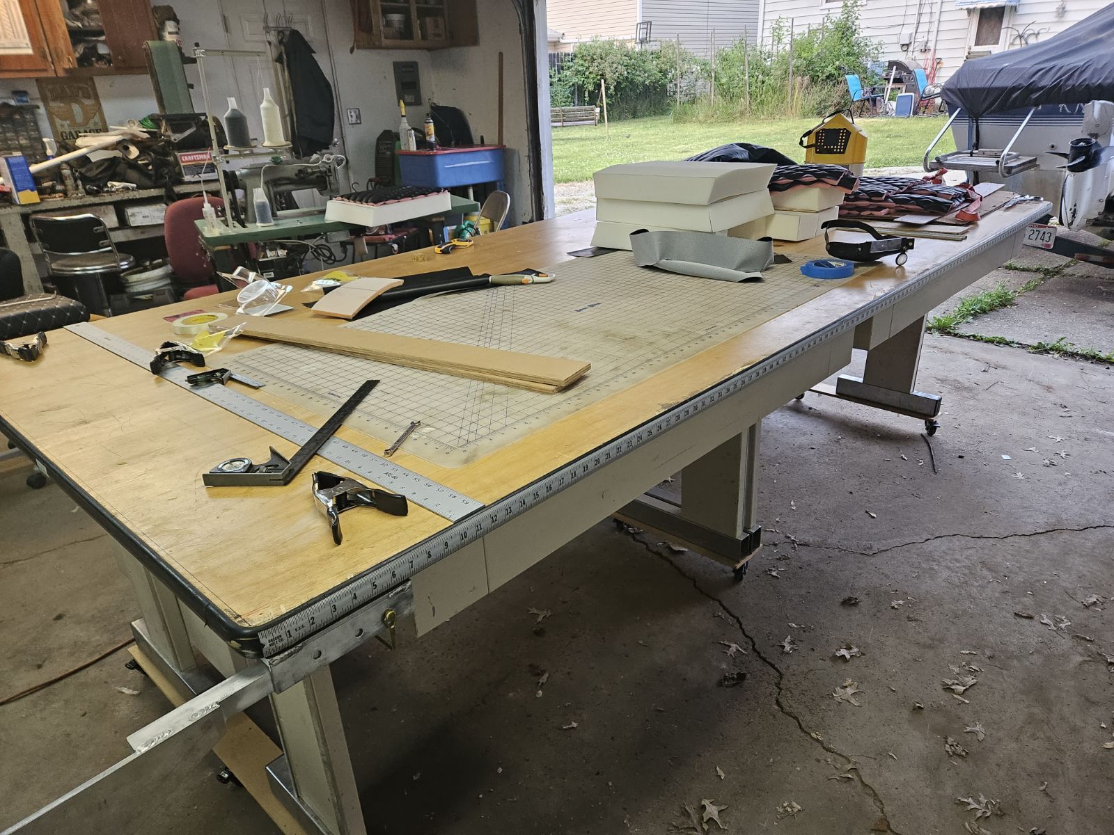 Sewing table 00008.jpg